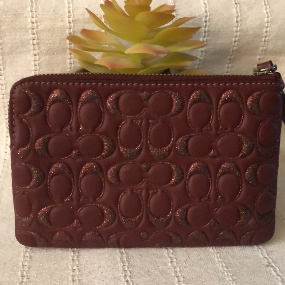 Coach wristlet - Picture 3 of 5